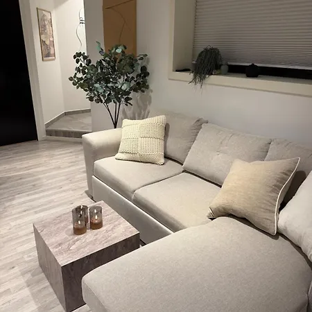 Lägenhet New! Northern Light - Outdoor Sauna - Free Parking - 750m From Centre Tromsø