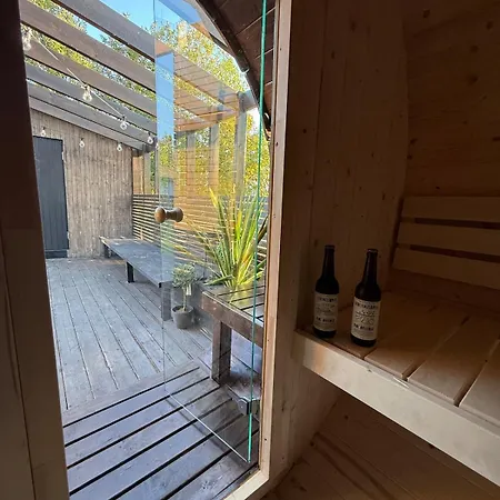 Apartment New! Northern Light - Outdoor Sauna - Free Parking - 750m From Centre *